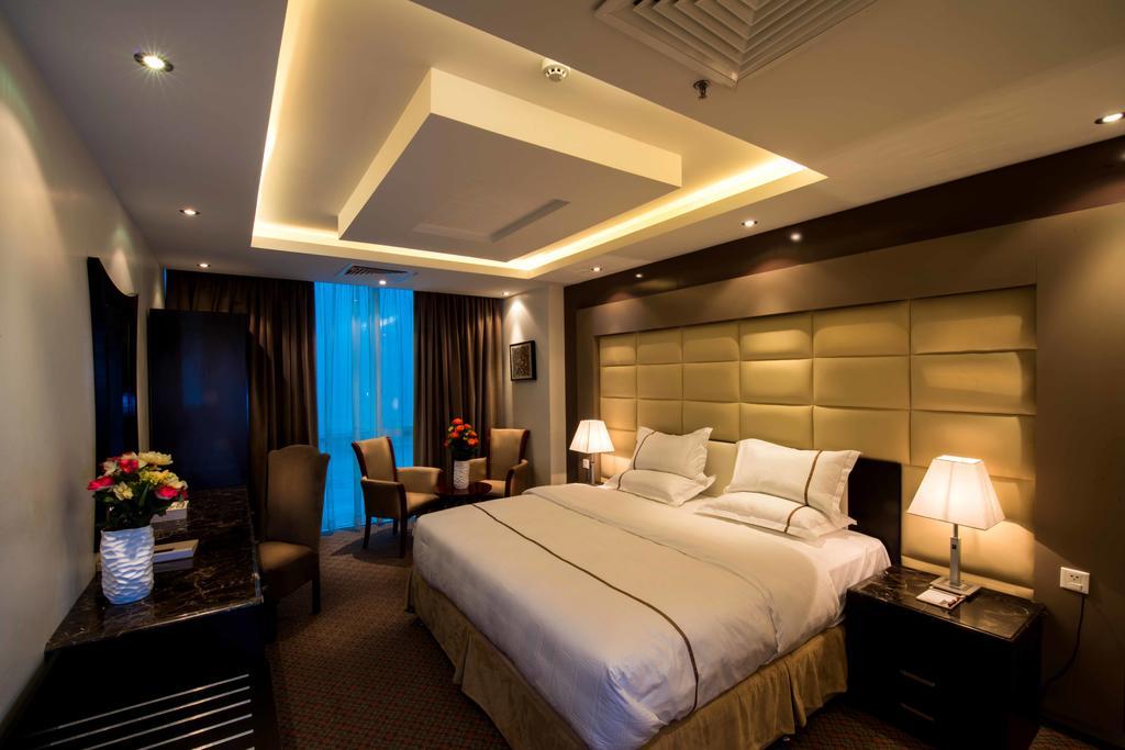 Al Yamama Palace Hotel Suites 리야드 객실 사진