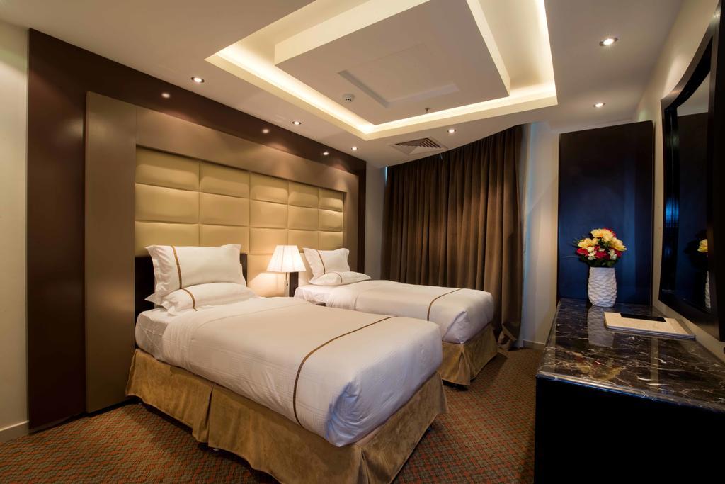 Al Yamama Palace Hotel Suites 리야드 객실 사진